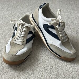 Women’s Size 9 Tretorn White and Navy Christine Leather Suede Athletic Sneakers